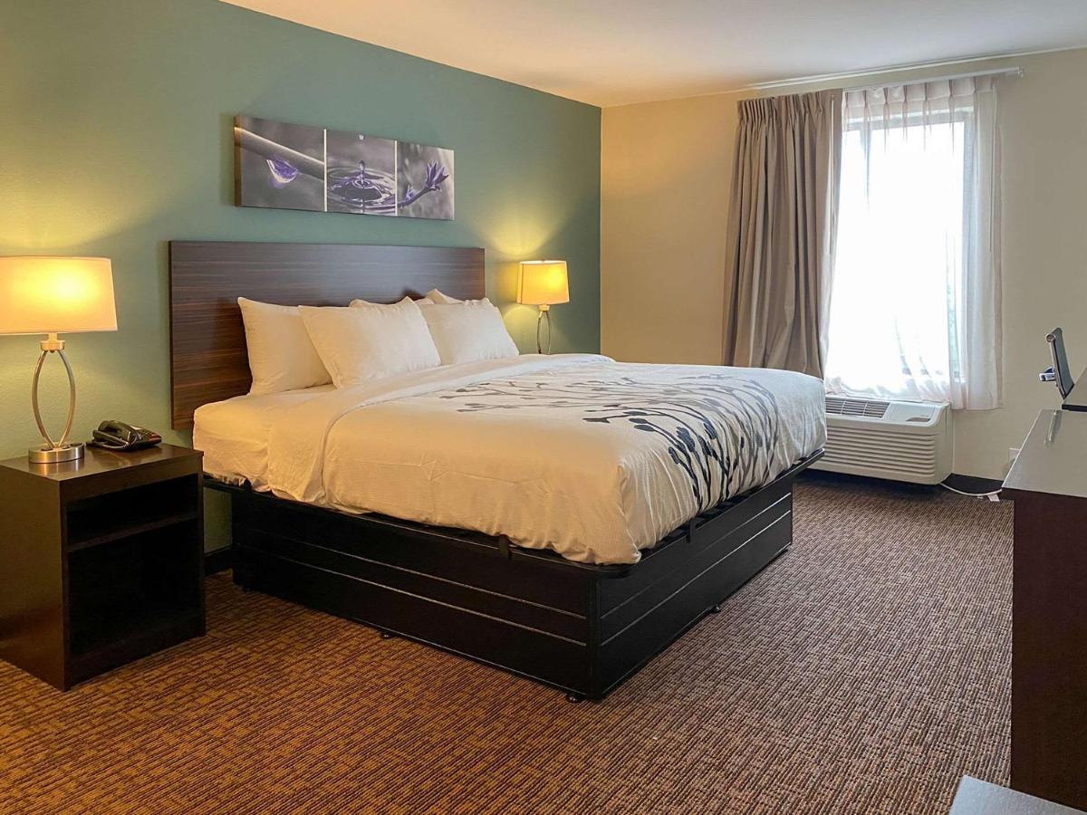 Sleep Inn Greensboro - Coliseum Area ภายนอก รูปภาพ