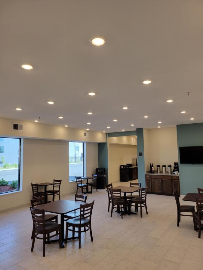 Sleep Inn Greensboro - Coliseum Area ภายนอก รูปภาพ